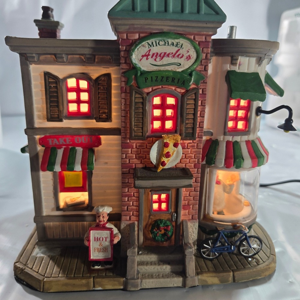 Carole Towne 2007 Michael Angelo's Pizzeria Christmas Village Light Up Building